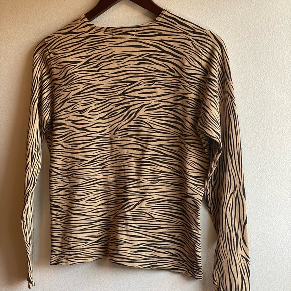 Vintage Petites by SML Silk Blend Zebra Print Cardigans Sweater Crew Neck Size S - Picture 6 of 6